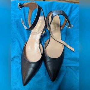 Dream Pairs Black Pointed Toe Heels